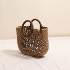 Bolso de paja portátil semicircular ahuecado con asa redonda y color contrastante para mujer, bolso de playa para vacaciones en la playa 
