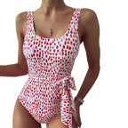 Traje de baño de una pieza para mujer, corte conservador, estilo retro con lunares, adelgazante y moderno.