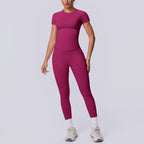 Seamless Knitted Short Sleeved Trousers Solid Color Three Section Waist Peach Hip Breathable Hip Raise Fitness Pants Yoga Set Women NESHA