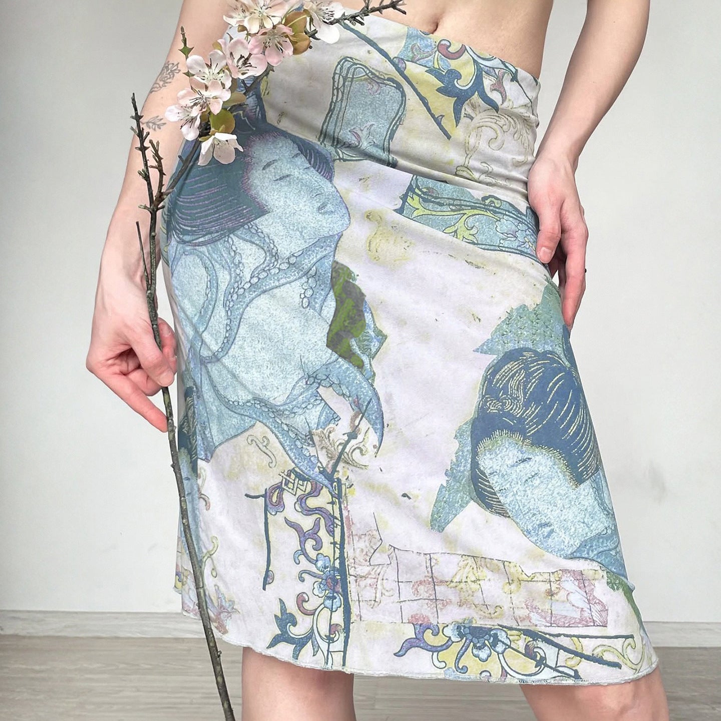 Artistic Retro Japanese Abstract Printing Elegant Graceful Skirt Vacation Sexy Special Interest Hip Skirt LingSharp