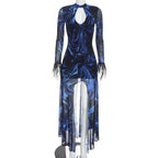 Black and blue color blocking