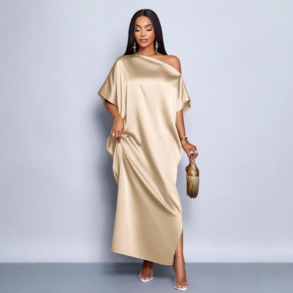 Robe longue en satin jaune pour femme, idéale pour le début de l'automne.