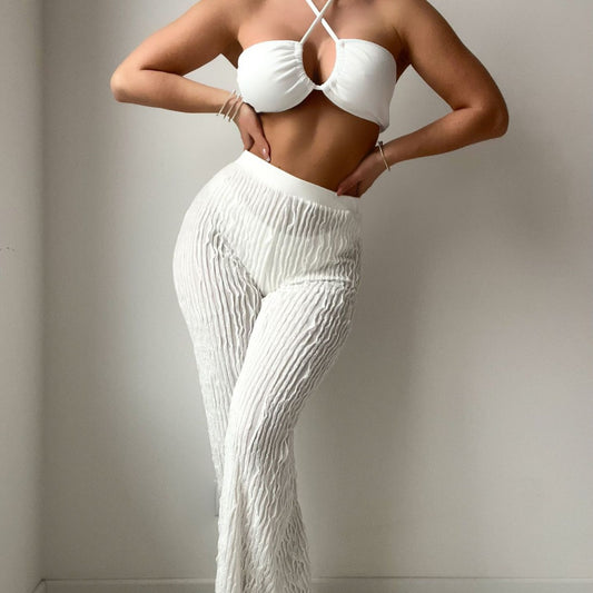 Conjunto de bikini de tres piezas con cuello halter y pantalones de tela de hilo de color sólido, traje de baño sexy