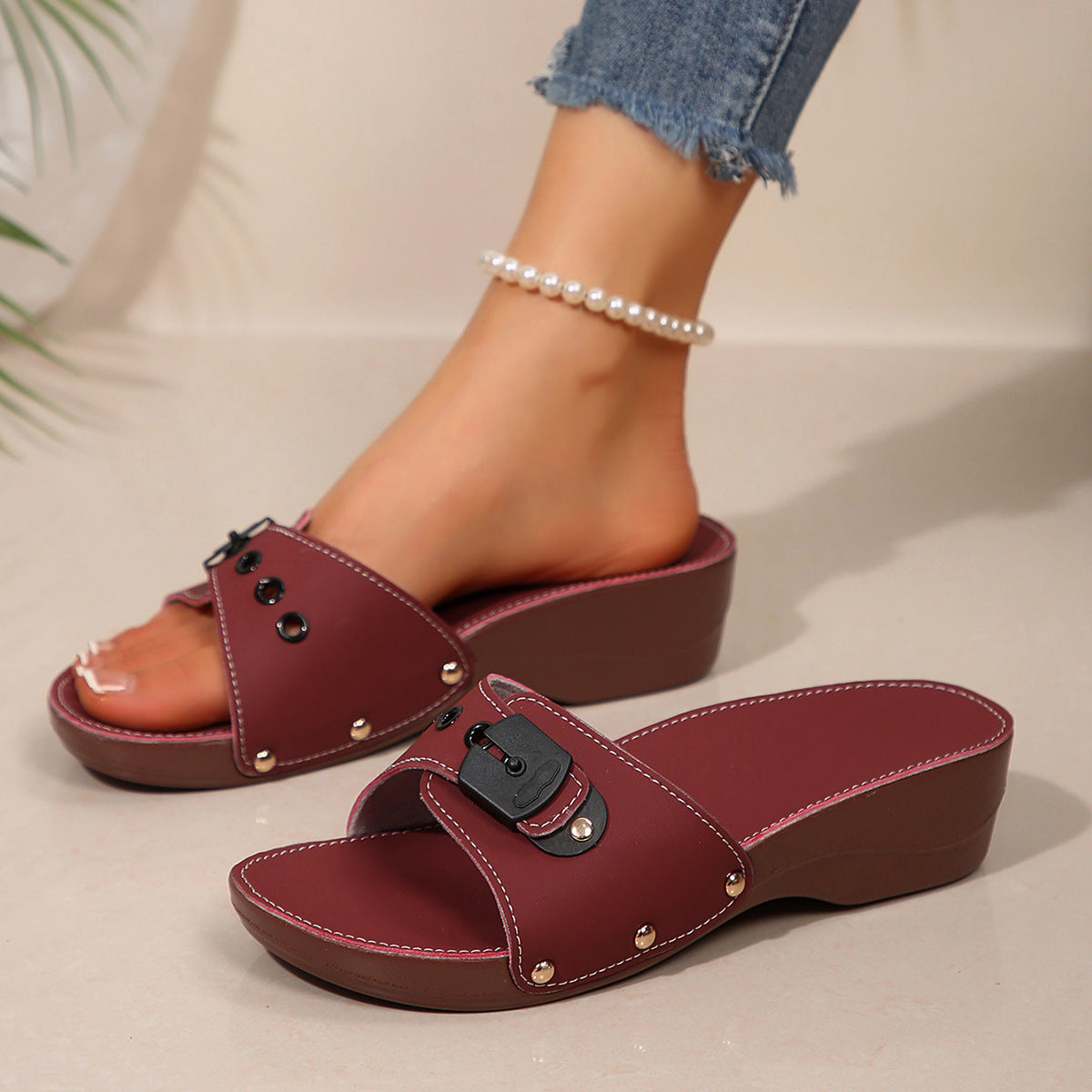 Belt Buckle Platform Slippers Women Outdoor Rivet Lightweight Casual Beach Sandals ZUIMEI
