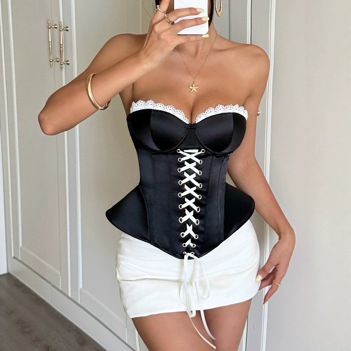 Contrast Color Satin Lace Elegant Sexy Corset Chest Cotton Steel Ring Boning Corset Cross Strap Tube Top Sumice
