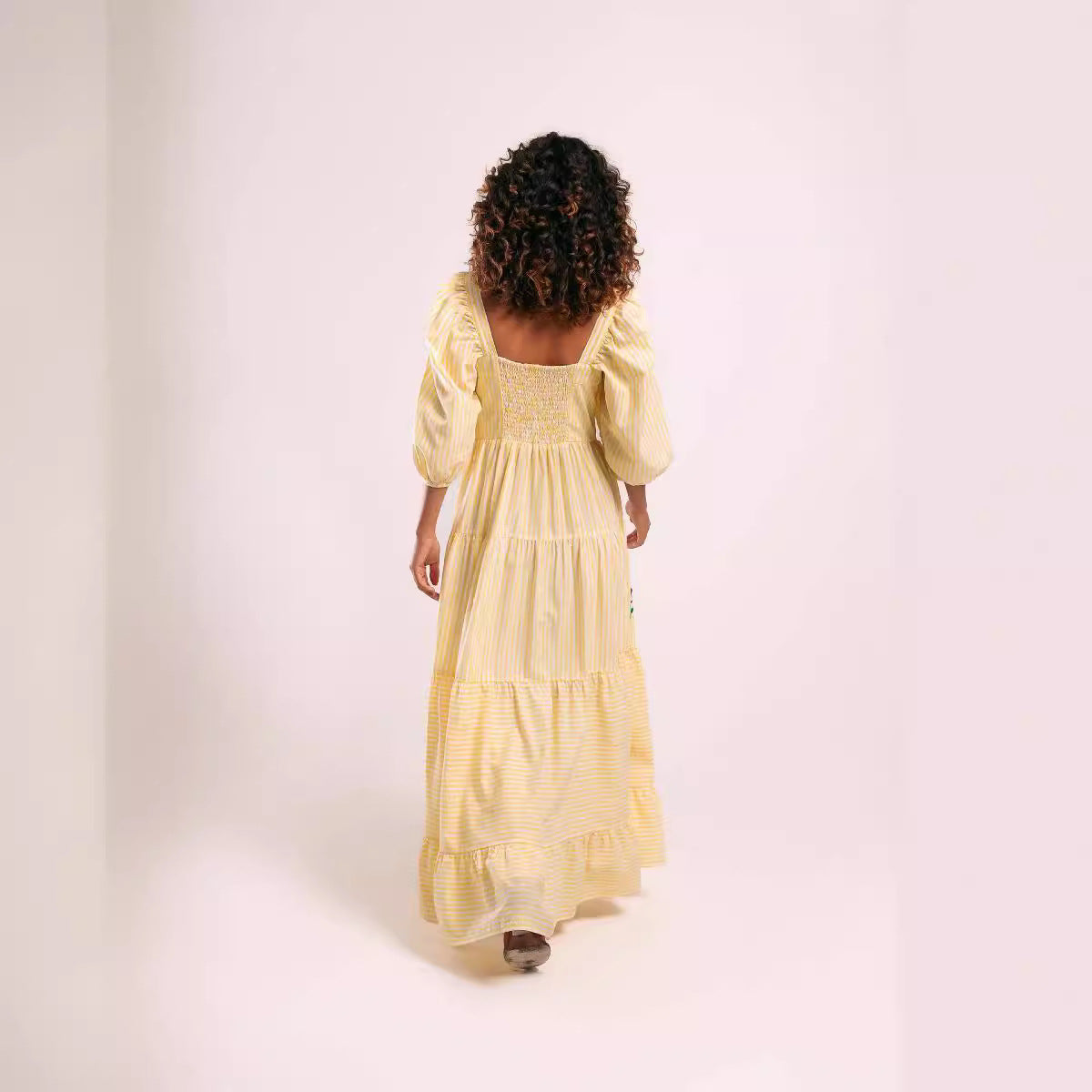 Autumn Puff Sleeve Embroidered Square Collar Swing Maxi Dress Beach Holiday Dress Women Enmu