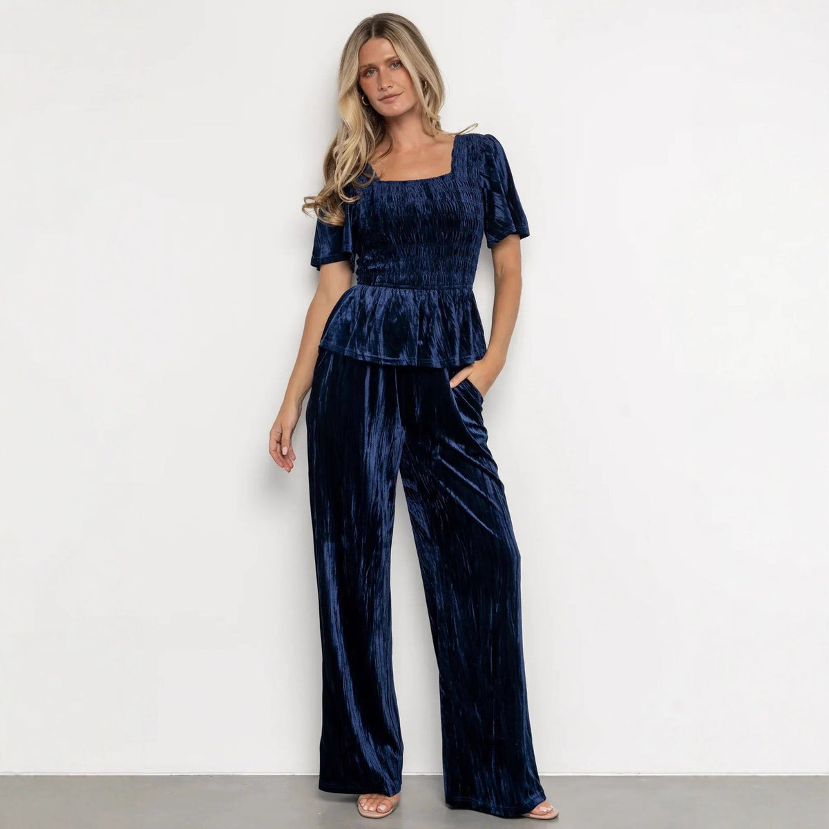 Velvet Women Solid Color Pleated Slim Casual Short Sleeved T shirt Pants Wide Leg Two Piece Set DREAMCHIN