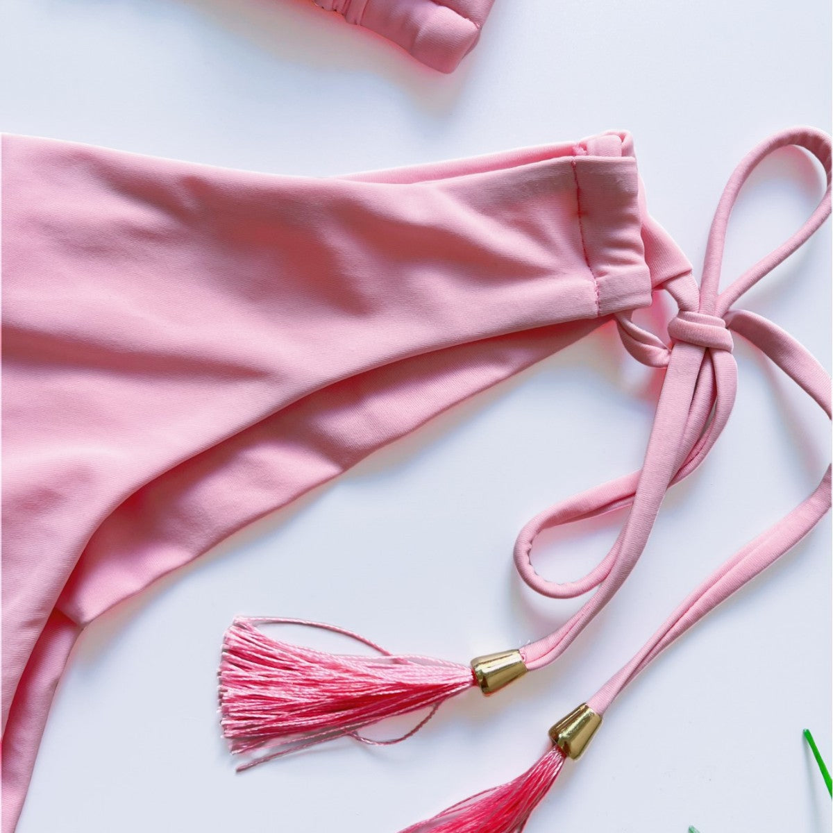 Conjunto de bikini de color liso con borlas para mujer, traje de baño sexy para playa