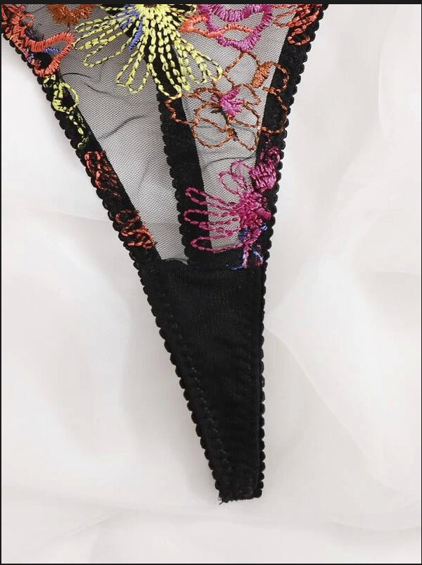 Ensemble bikini trois points en dentelle translucide et lingerie sexy